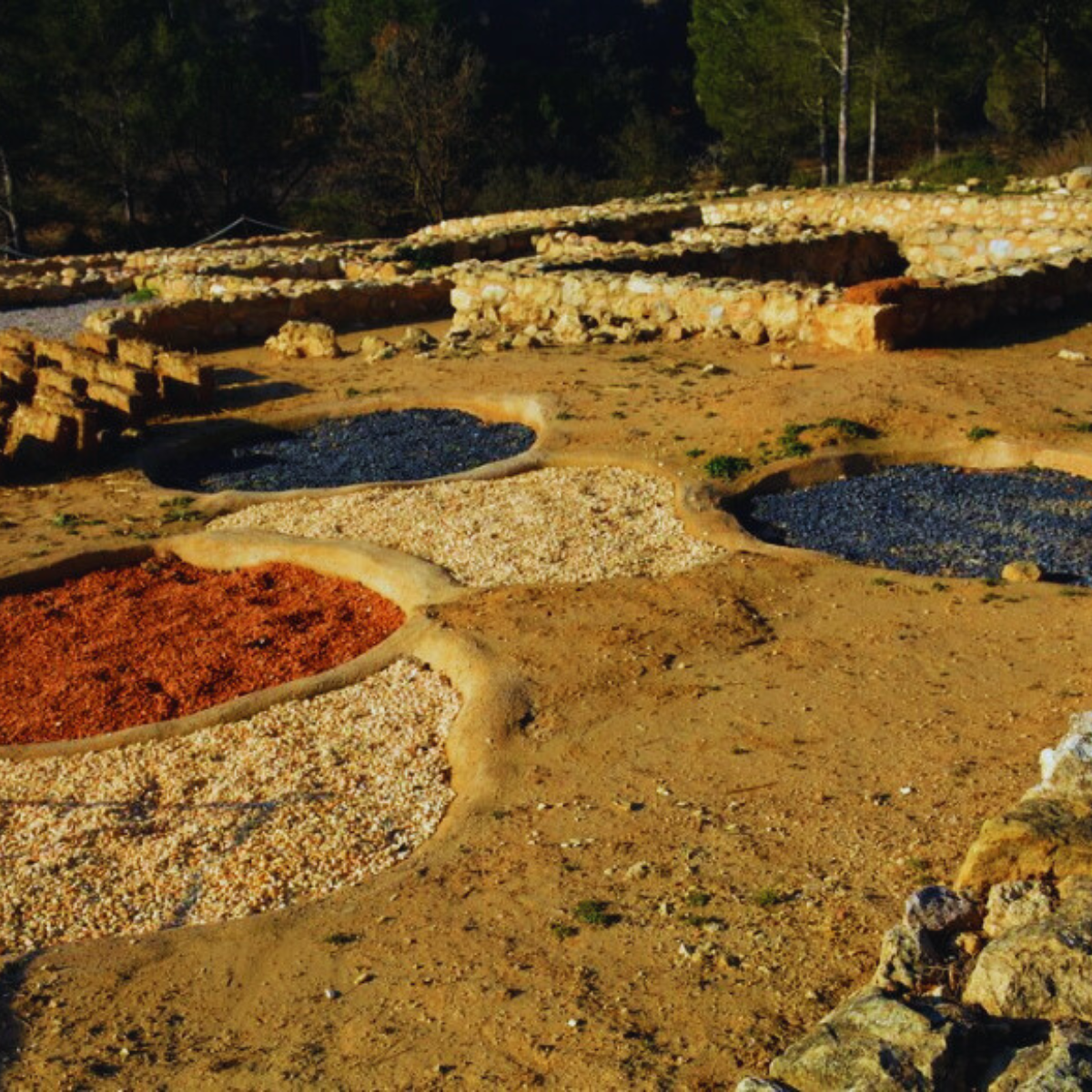 DO CAVA & Yacimiento Font de la Canya