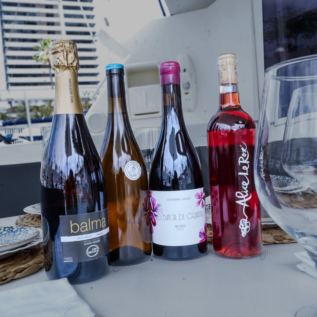 Paseo en Velero, cava ECO  y aperitivo local| CataVins On Board